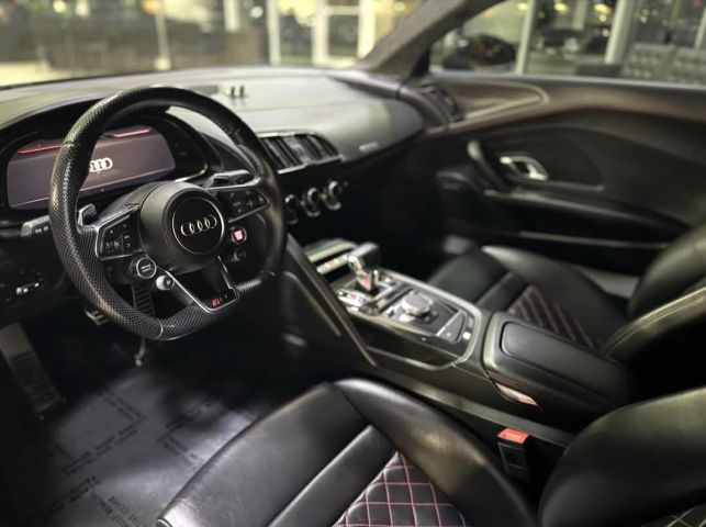 2023 Audi R8 · V10 Performance Spyder Cabriolet 2D 3