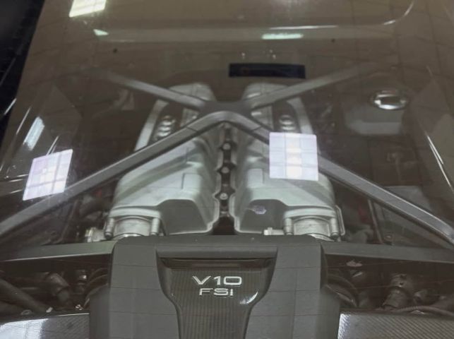 2023 Audi R8 · V10 Performance Spyder Cabriolet 2D 5