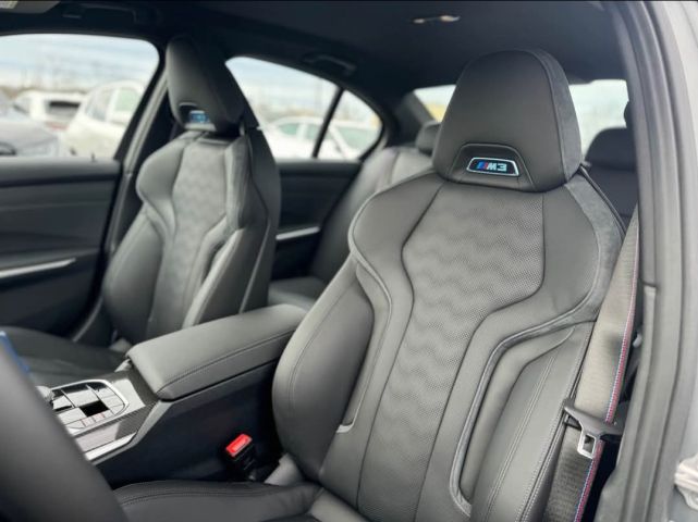 2025 BMW M3 Competition 9