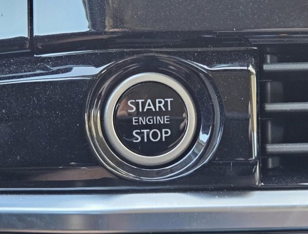2024 Nissan Pathfinder SL 4WD 3