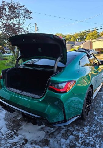 2021 BMW M4 6