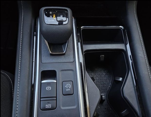 2024 Nissan Pathfinder SL 4WD 7