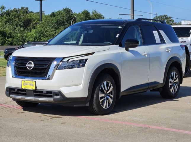 2024 Nissan Pathfinder SL 4WD 8
