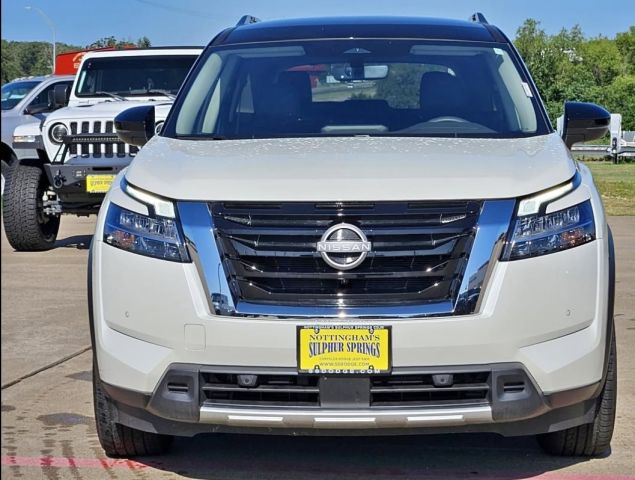 2024 Nissan Pathfinder SL 4WD 10