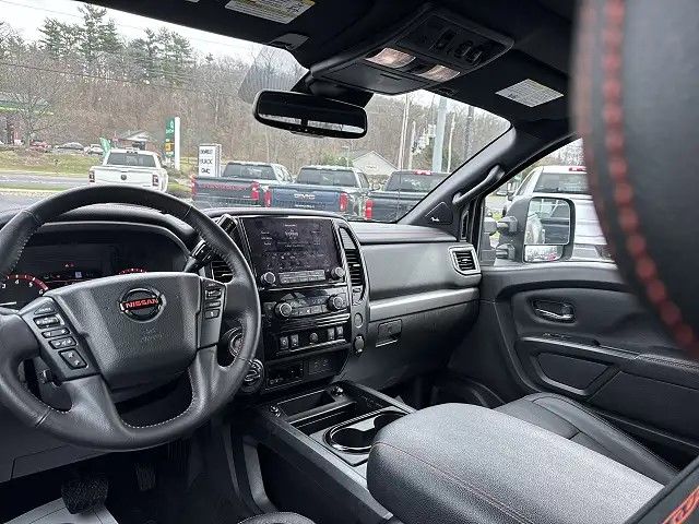 2021 Nissan Titan PRO-4X 4