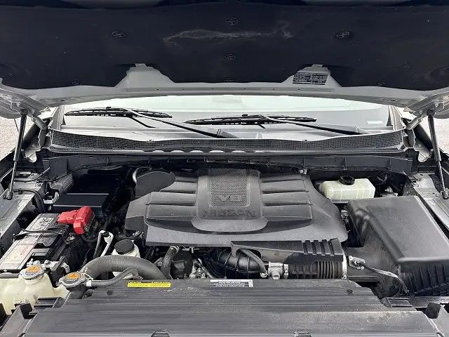 2021 Nissan Titan PRO-4X 6