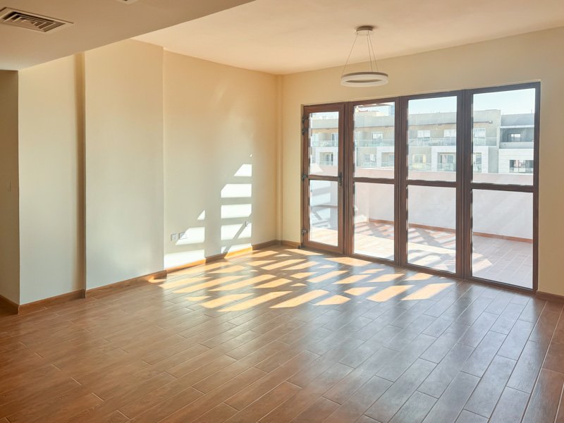 JUMEIRAH VILLAGE CIRCLE, 2 BEDROOMS - 125 M² APARTMENT FOR SALE 3
