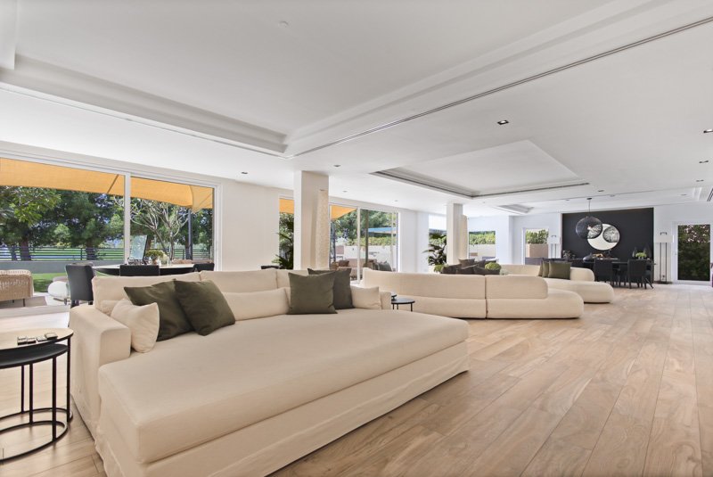 THE LAKES, 5 BEDROOMS - 604 M² VILLA FOR SALE 4