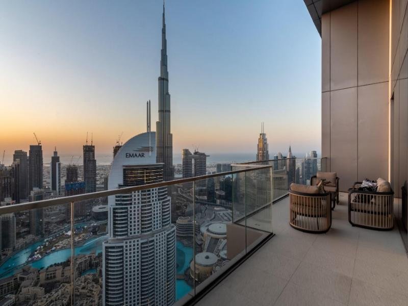 DOWNTOWN DUBAI, 6 BEDROOMS - 655 M² PENTHOUSE FOR SALE