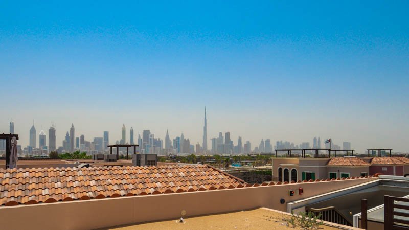 JUMEIRAH, 3 BEDROOMS - 356 M² TOWNHOUSE FOR SALE