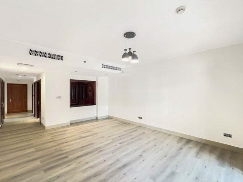 OLD TOWN, 2 BEDROOMS - 112 M² APARTMENT FOR SALE 3