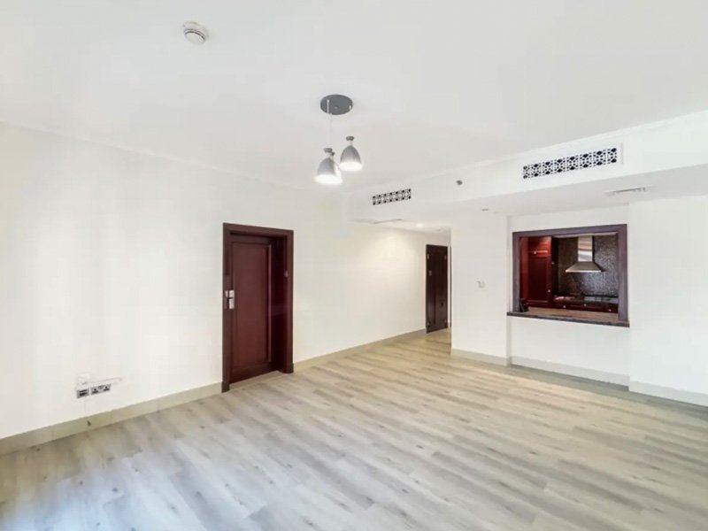 OLD TOWN, 2 BEDROOMS - 112 M² APARTMENT FOR SALE 4