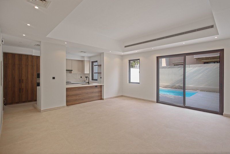 REEM, 3 BEDROOMS - 202 M² VILLA FOR SALE 4