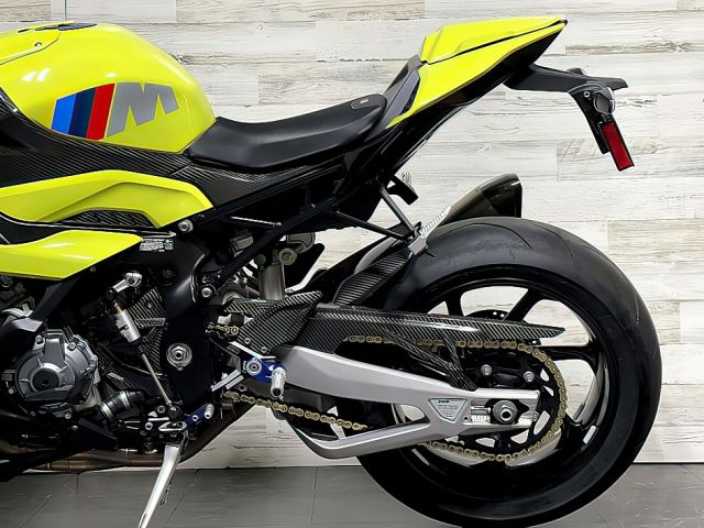 2022 bmw m1000RR +971551058716 3
