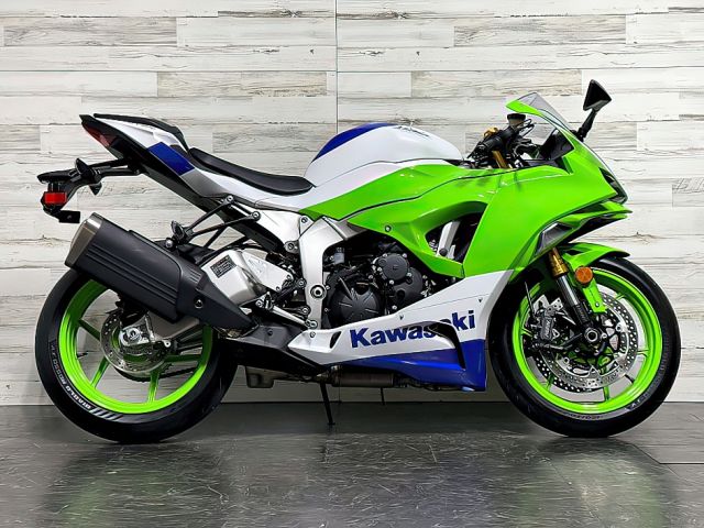 2024 Kawasaki ninja ZX-6R  +971551058716 7