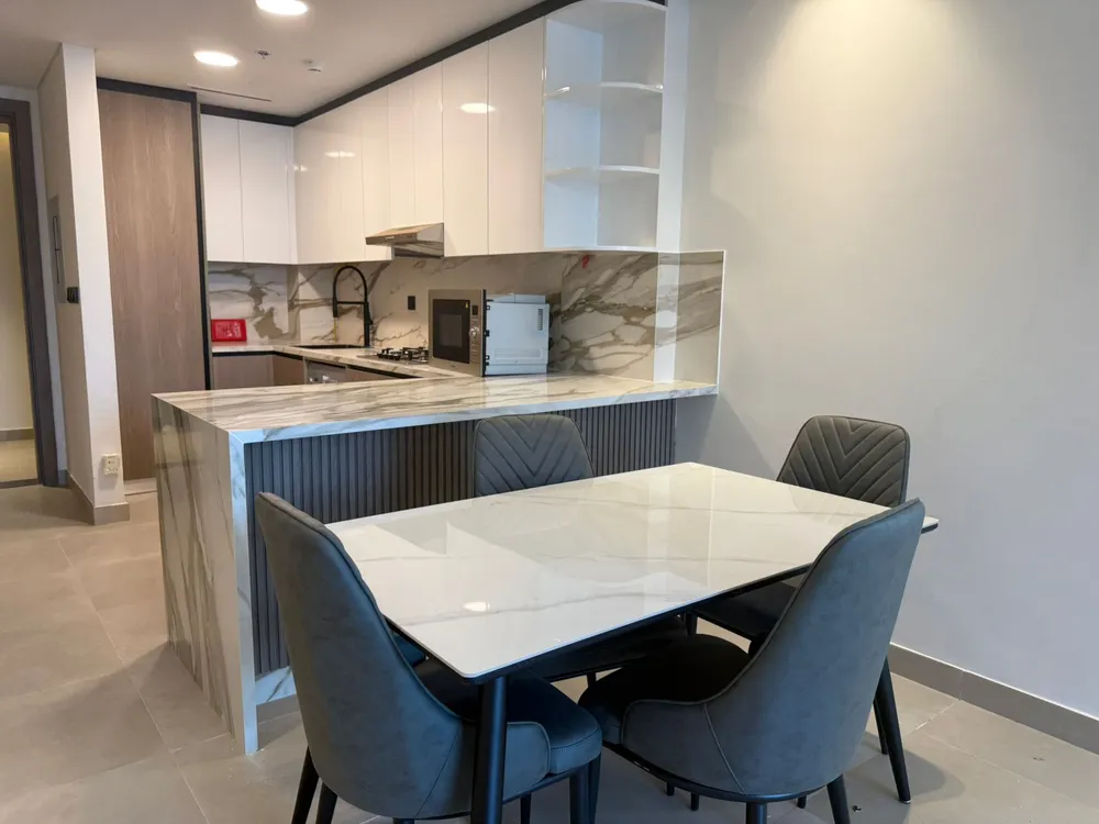 2 Bedrooms Apartment in 555 Park Views