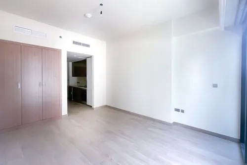 Apartment in Azizi Riviera 43 2