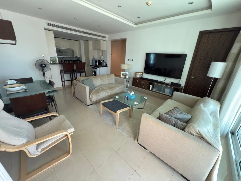 2 Bedrooms Apartment in Bonnington Tower