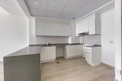 2 Bedrooms Apartment in Bloom Towers A 2
