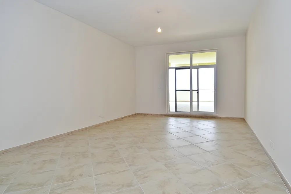 2 Bedrooms Apartment in Foxhill 6