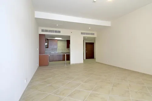 2 Bedrooms Apartment in Foxhill 6 2