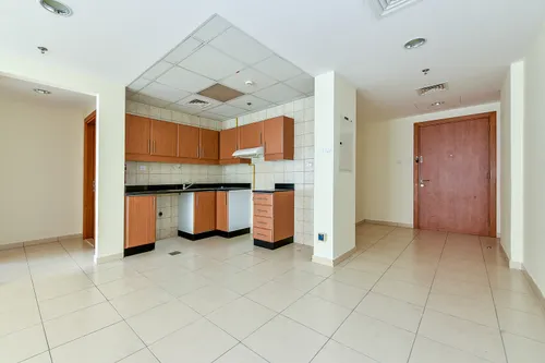 1 Bedroom Apartment in Arezzo 1 2