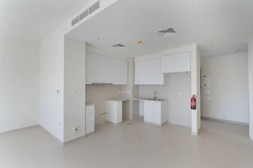 3 Bedrooms Apartment in Urbana II 3