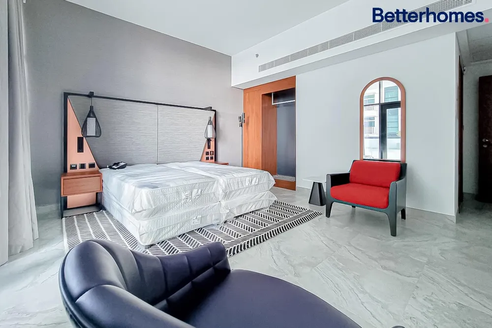 Apartment in Dolphin Tower