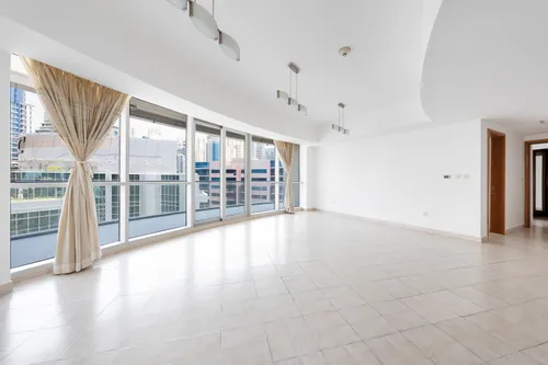 3 Bedrooms Apartment in The Waves Tower A 3