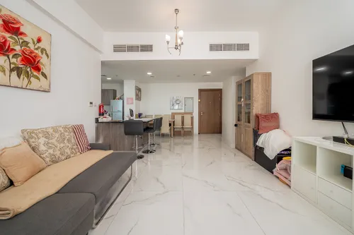 2 Bedrooms Apartment in 5th Avenue 2