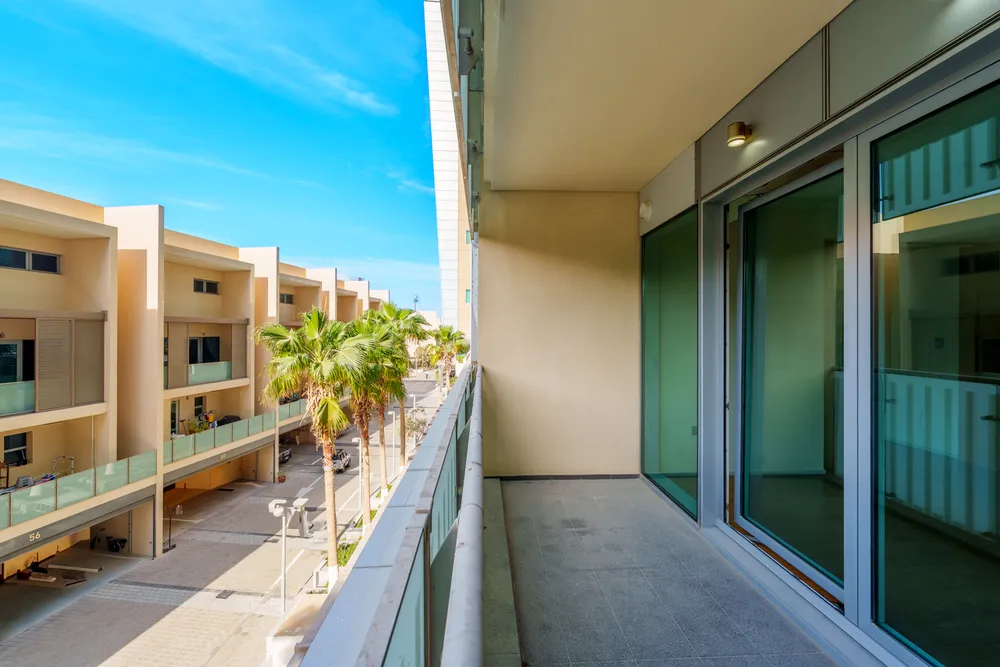 4 Bedrooms Apartment in Al Nada 1