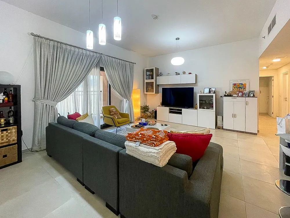 2 Bedrooms Apartment in Al Andalus Tower B