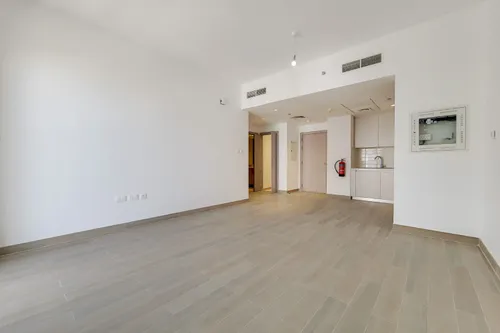 1 Bedroom Apartment in Waters Edge 2
