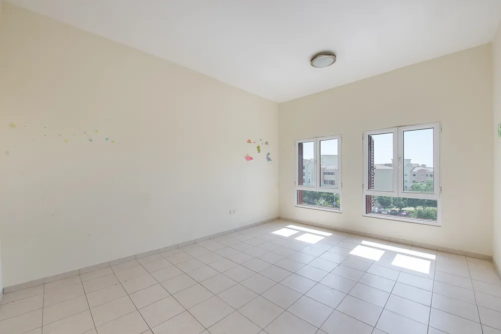Apartment in Building 38 to Building 107