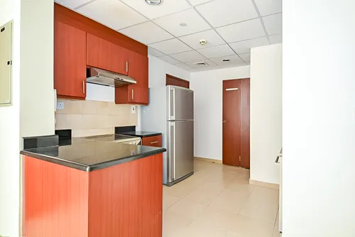 1 Bedroom Apartment in Sadaf 7 3