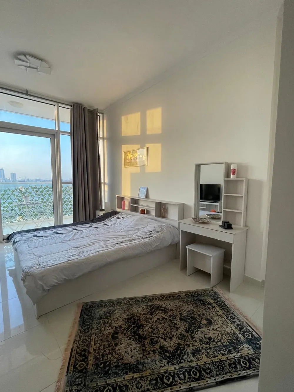 Apartment in Carson C
