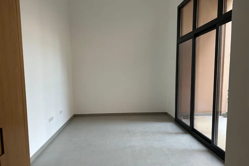2 Bedrooms Apartment in Al Mamsha