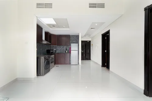 1 Bedroom Apartment in Med 101 3