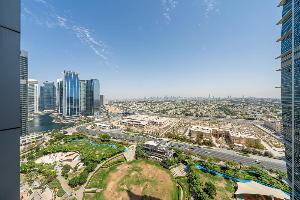 2 Bedrooms Apartment in Armada Tower 3