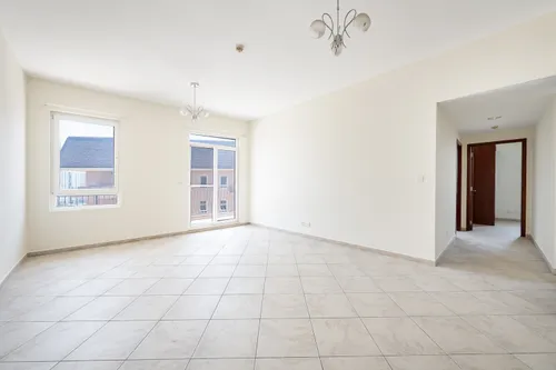 2 Bedrooms Apartment in Dickens Circus 3 2