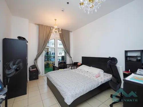 2 Bedrooms Apartment in Autumn 3