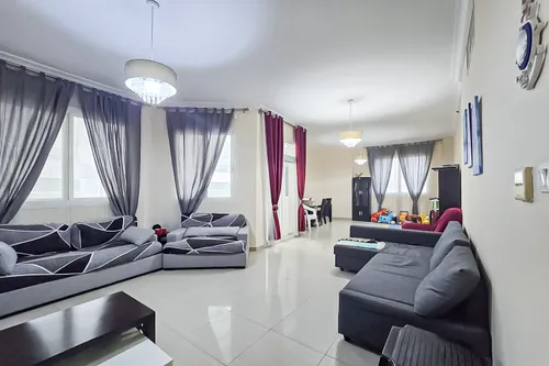 2 Bedrooms Apartment in Al Khan 2