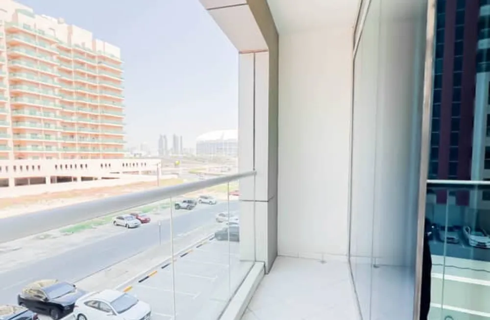 1 Bedroom Apartment in Hub Canal 1