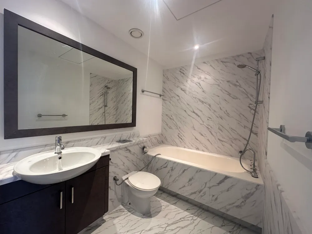 2 Bedrooms Apartment in South Ridge 6