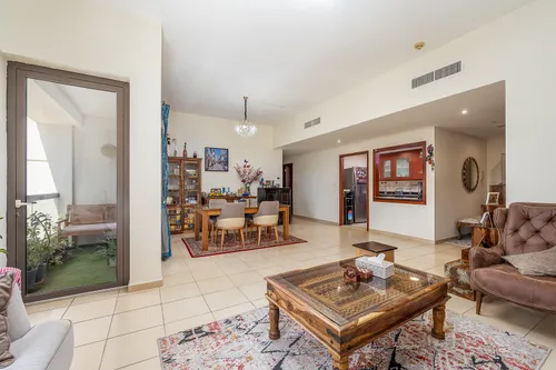 3 Bedrooms Apartment in Sadaf 4 3