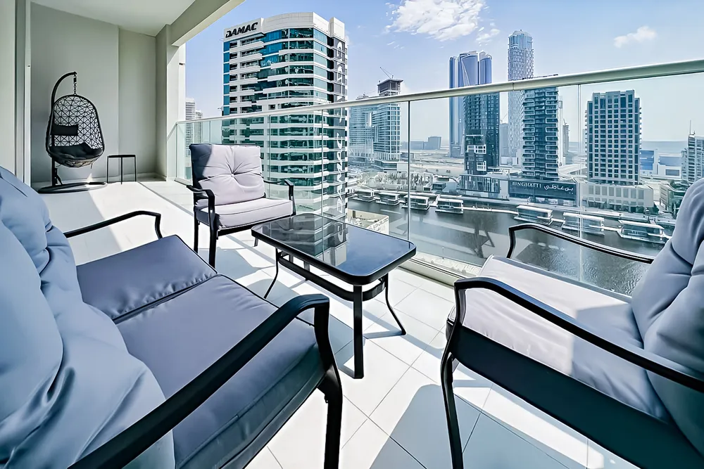 2 Bedrooms Apartment in Vera Residences