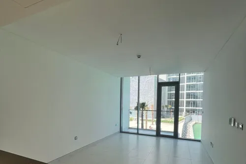 1 Bedroom Apartment in Residences 15 3