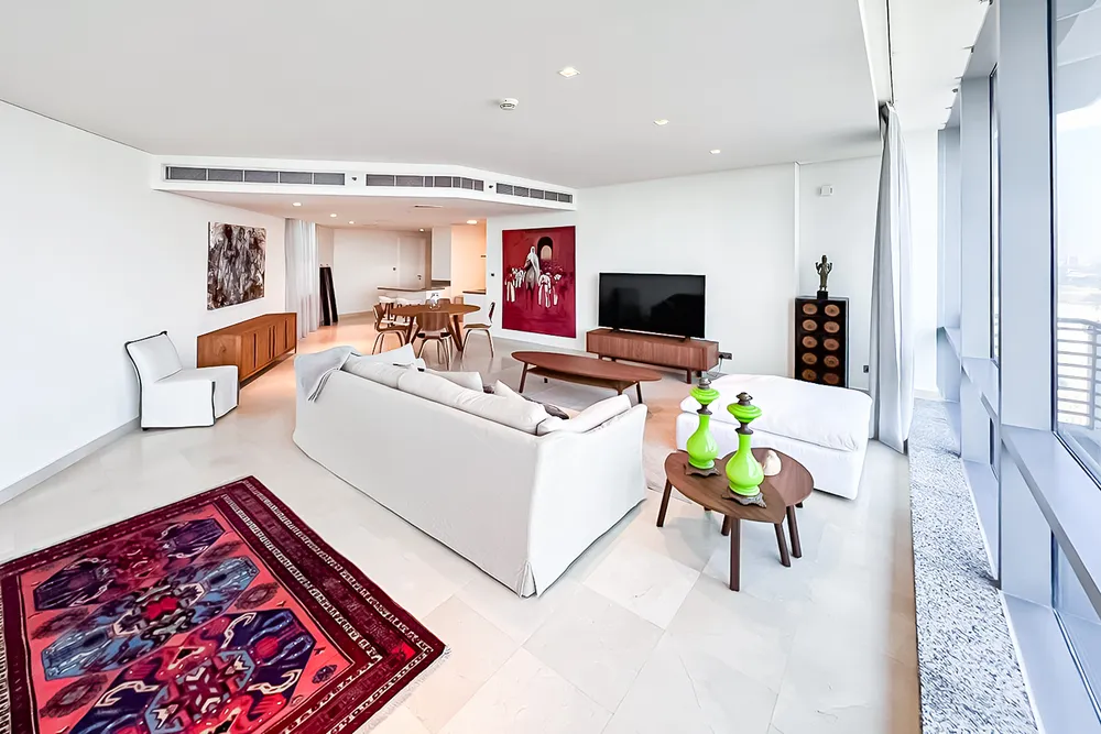 2 Bedrooms Apartment in Sky Gardens