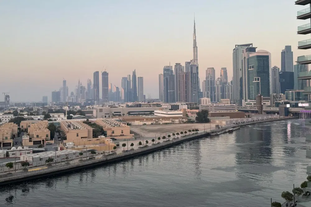 2 Bedrooms Apartment in Canal Front Residence 8