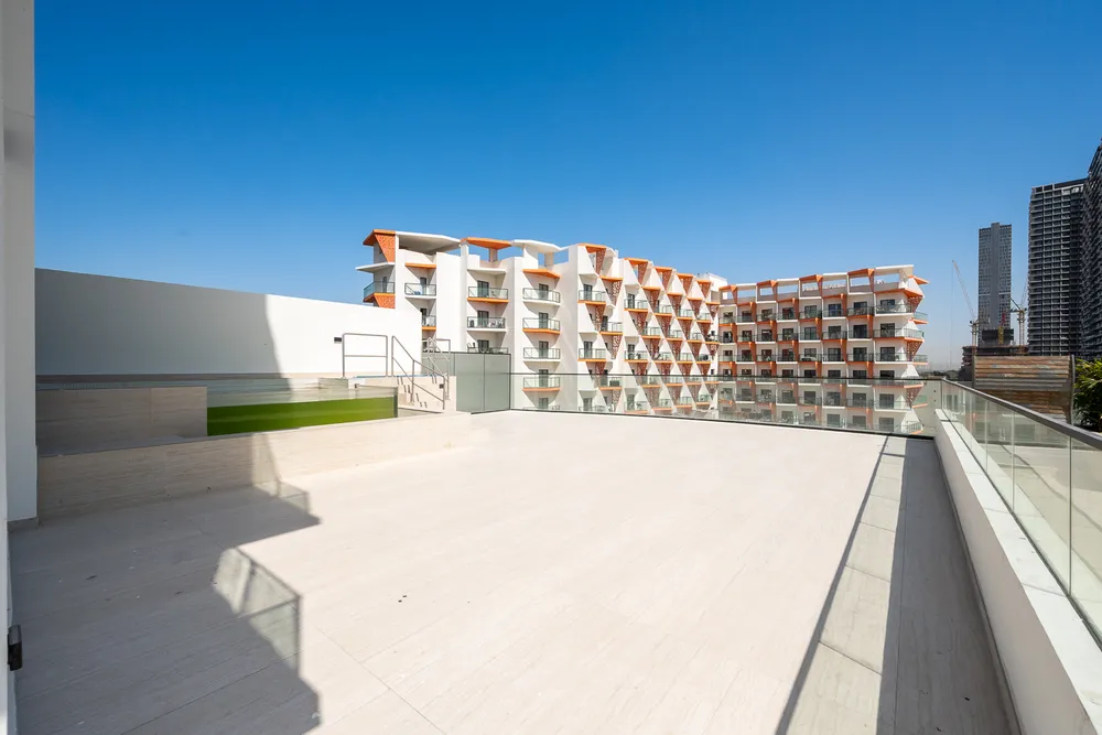2 Bedrooms Apartment in Binghatti Onyx